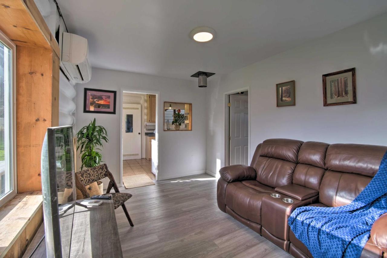 Unique Dog-Friendly Log Cabin Short Walk To Ocean Crescent City Zewnętrze zdjęcie