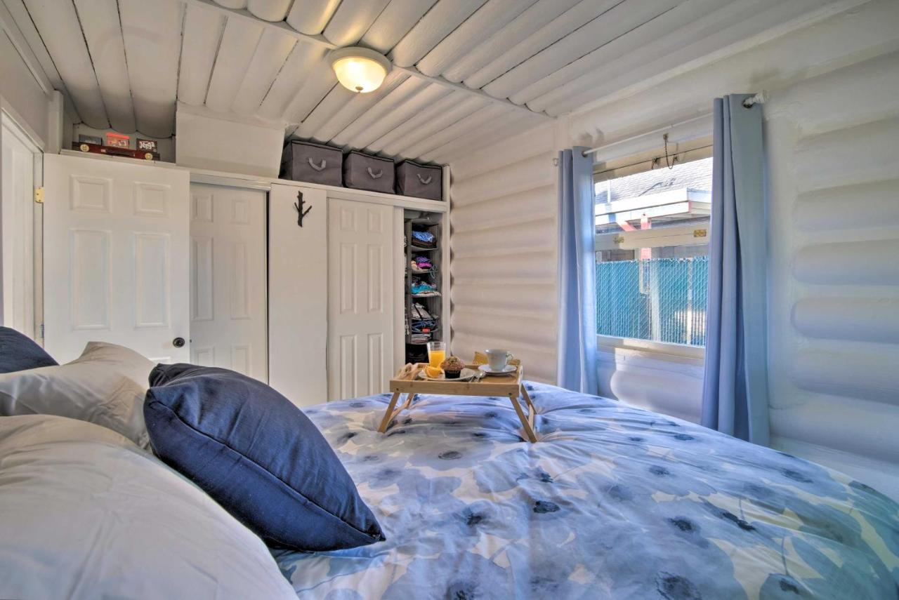 Unique Dog-Friendly Log Cabin Short Walk To Ocean Crescent City Zewnętrze zdjęcie