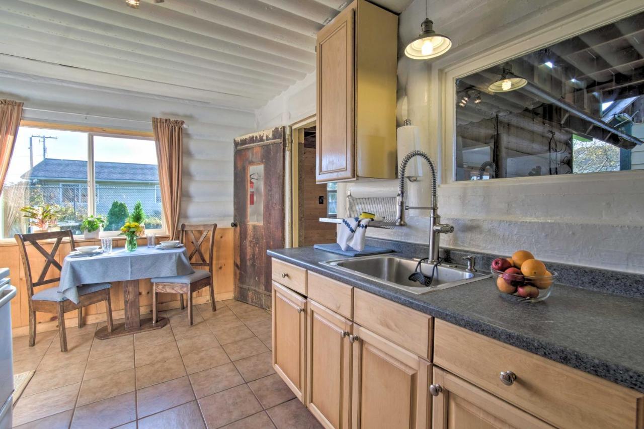 Unique Dog-Friendly Log Cabin Short Walk To Ocean Crescent City Zewnętrze zdjęcie